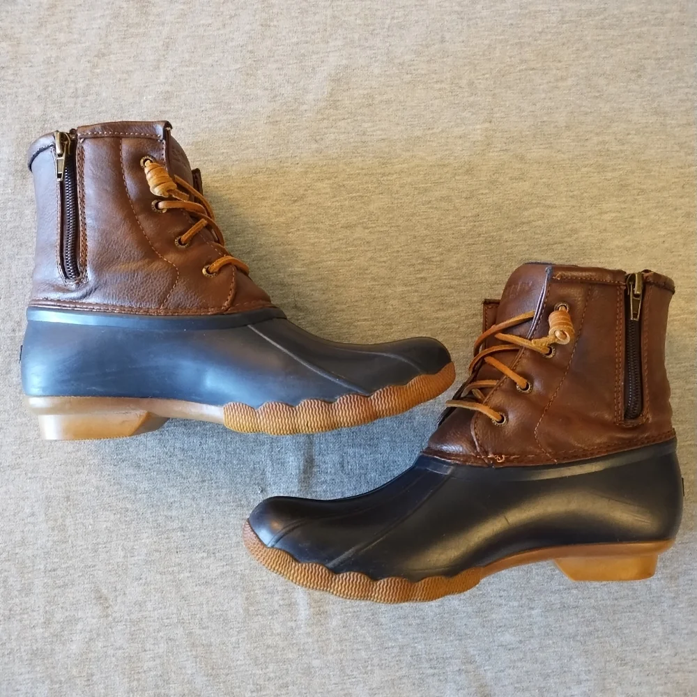 Sperry Top-Sider Saltwater Navy Rain Boots Girl's Sz 6 - Equivalent to Women's 8